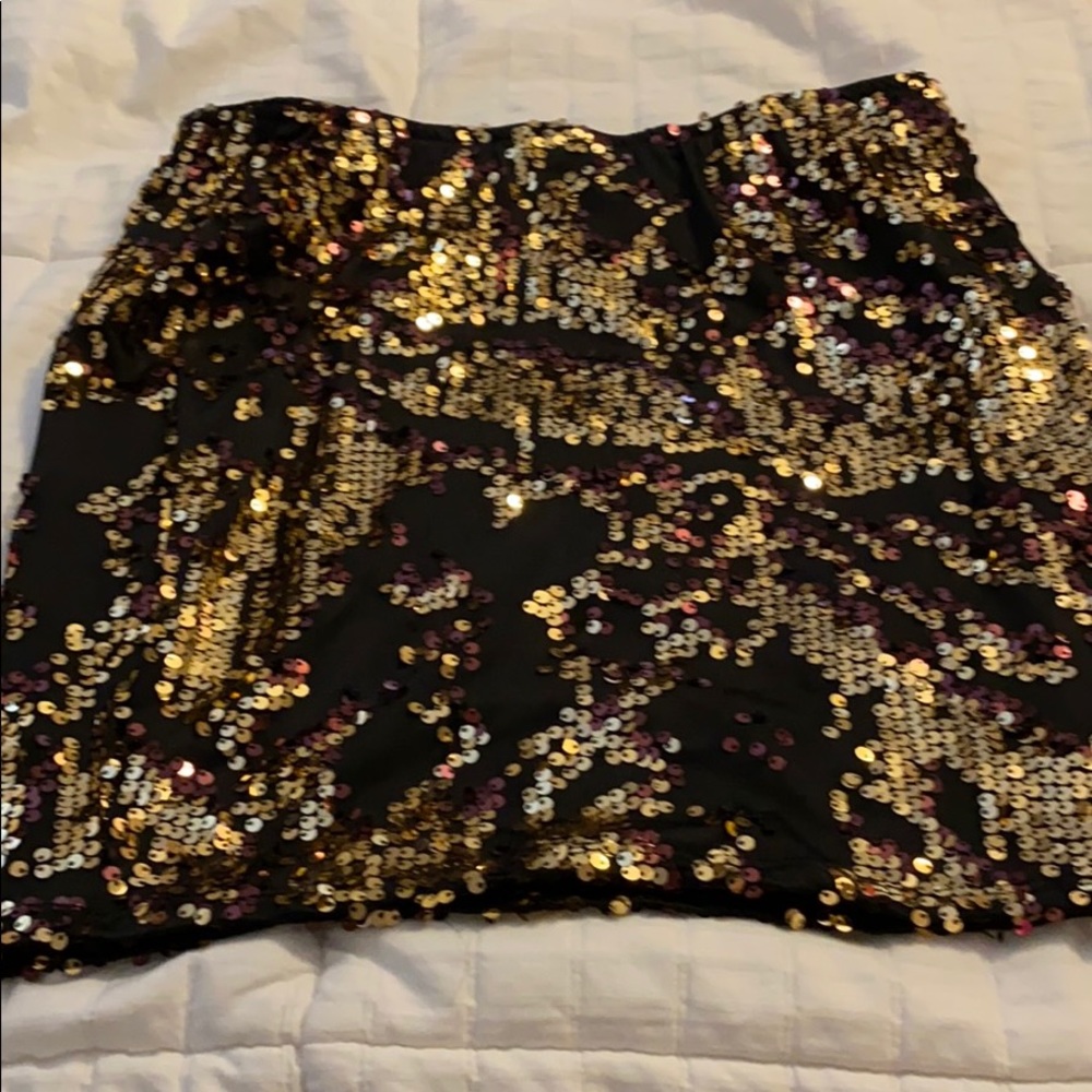 Gold sparkly mini🌸3 for $15